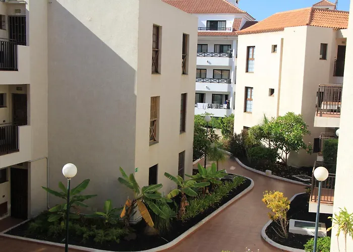 Las Americas - 2 Bedrooms - Flayla-A